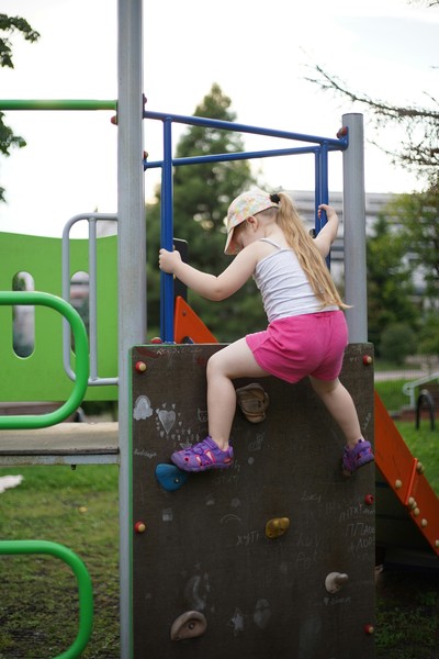 GROSS MOTOR DEVELOPMENT